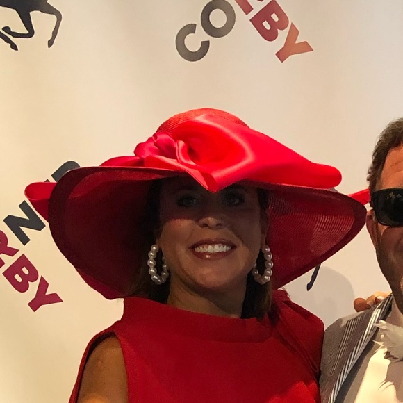 Chic Scarlet Wide-Brim Hat - Picture 1 of 5